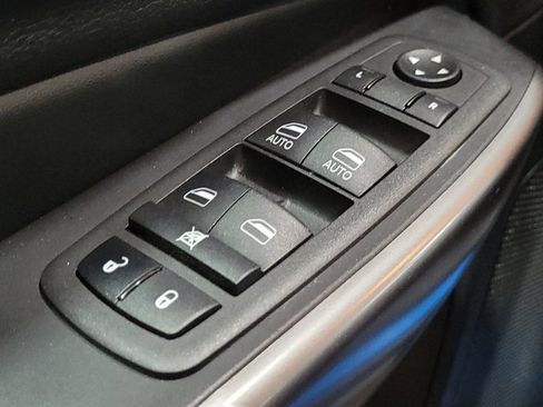 Used 2022 Jeep Cherokee Latitude Lux image 27