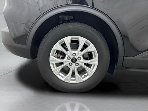 Used 2024 Ford Escape Active w/ Cold Weather Package FWD image 10