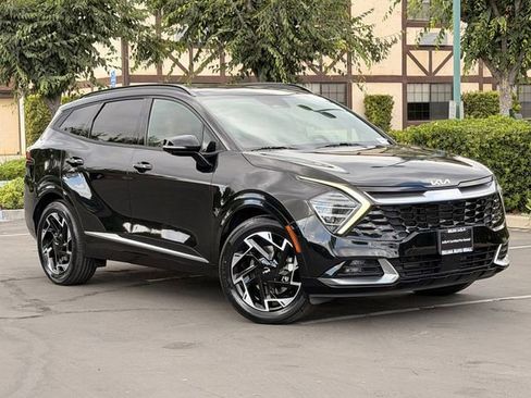 Certified 2023 Kia Sportage SX FWD image 2