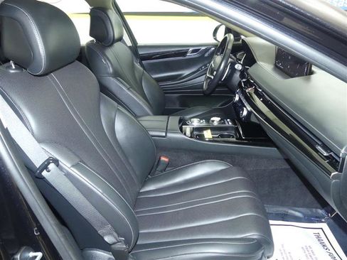 Used 2023 Genesis G80 2.5T image 10