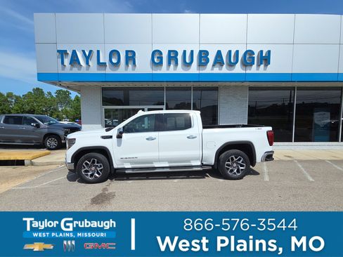 Used 2023 GMC Sierra 1500 SLT w/ SLT Premium Package AWD/4WD image 1