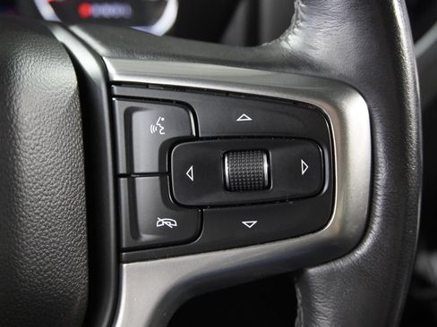 Used 2019 Chevrolet Silverado 1500 LT Trail Boss w/ Convenience Package AWD/4WD image 16