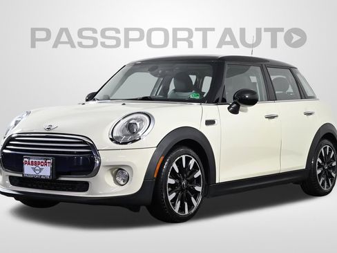 Used 2015 MINI Cooper 4-Door Hardtop FWD image 1