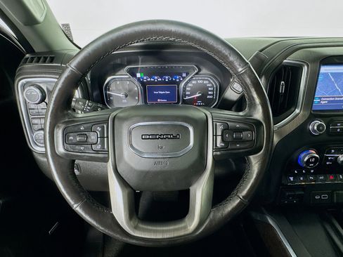 Used 2021 GMC Sierra 3500 Denali w/ Denali Ultimate Package image 11