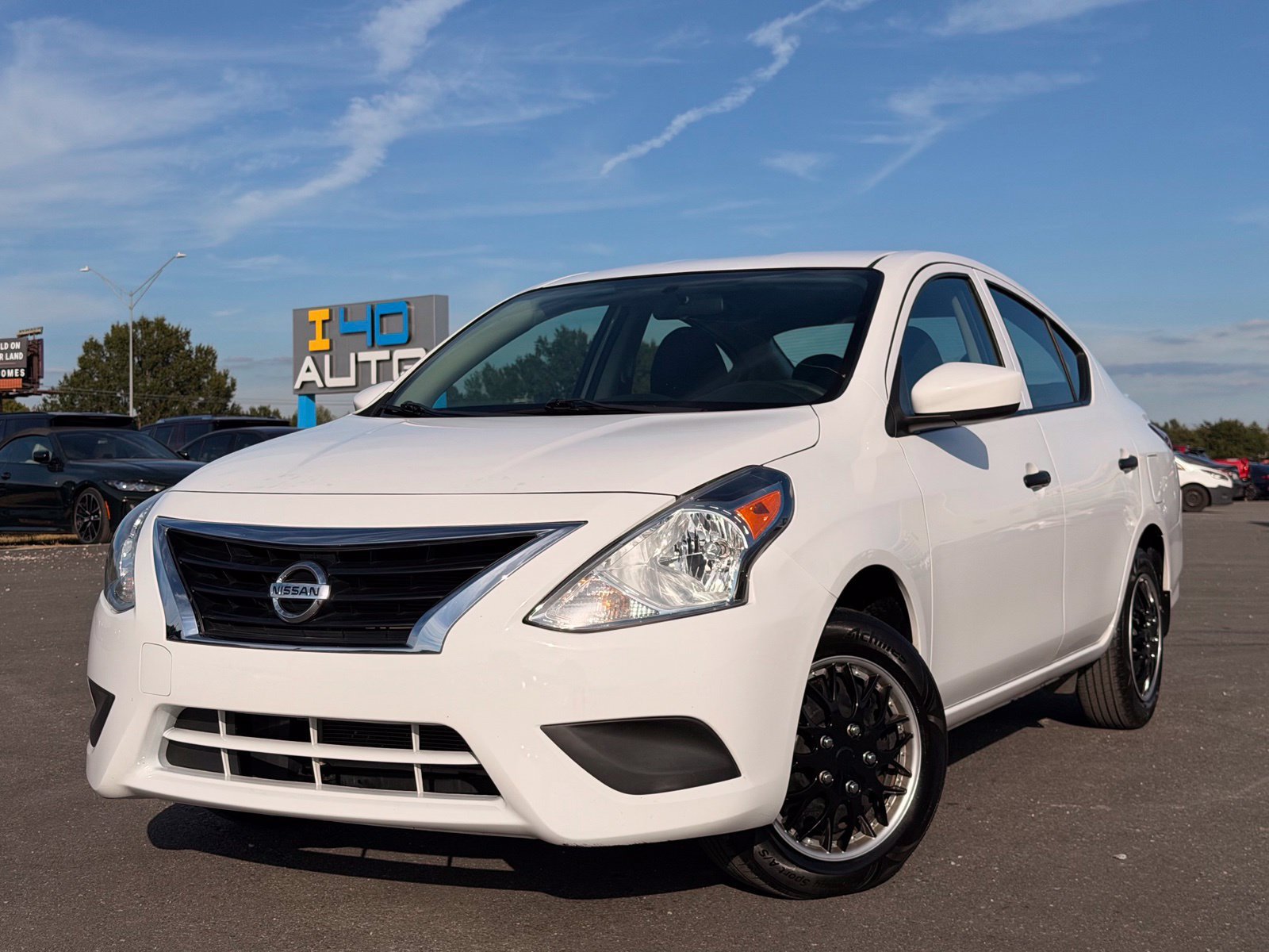 Used 2018 Nissan Versa S Plus FWD image 1