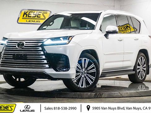 Certified 2025 Lexus LX 700h Luxury AWD/4WD image 1