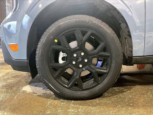 New 2026 Ford Maverick Lariat w/ Black Appearance Package image 13