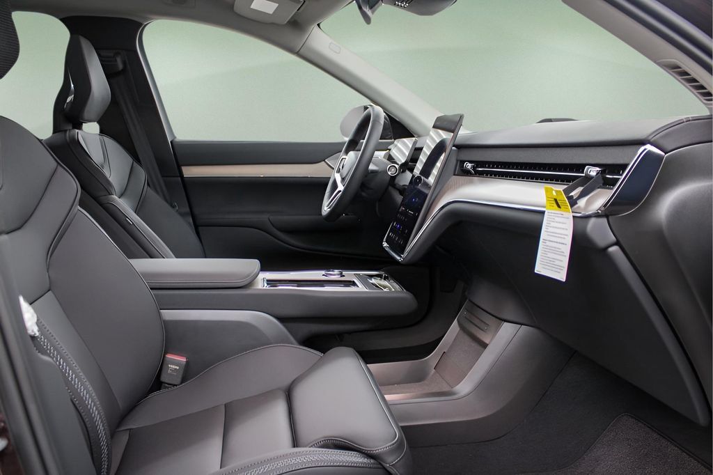 New 2025 Volvo EX90 Ultra AWD/4WD image 34