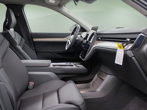 New 2025 Volvo EX90 Ultra image 34