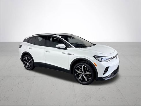 Used 2023 Volkswagen ID.4 Pro S image 4