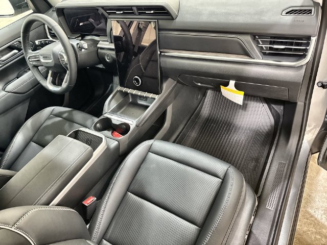 New 2026 GMC Terrain Denali w/ LPO, Floor Liner Package AWD/4WD image 29