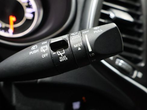 Used 2021 Jeep Cherokee Trailhawk image 39