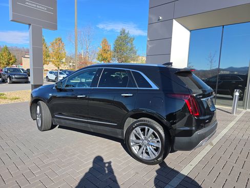 Used 2025 Cadillac XT5 Premium Luxury image 9