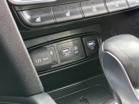 Used 2020 Hyundai Santa Fe Limited image 30