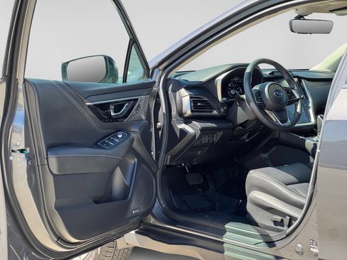 Used 2020 Subaru Outback Limited AWD/4WD image 9