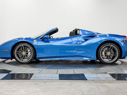 Used 2018 Ferrari 488 Spider RWD image 6