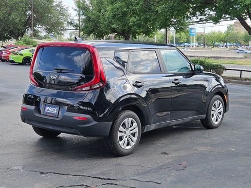 Used 2021 Kia Soul LX image 5