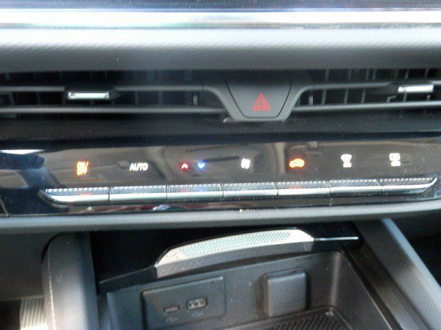 Used 2024 Buick Envision Preferred AWD/4WD image 30