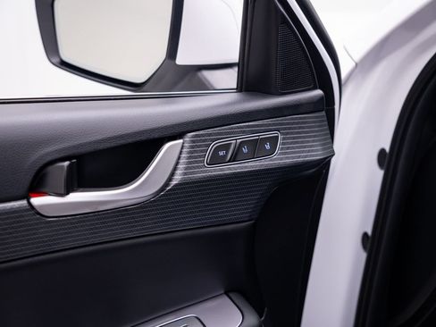 Used 2024 Hyundai Palisade Limited AWD/4WD image 15
