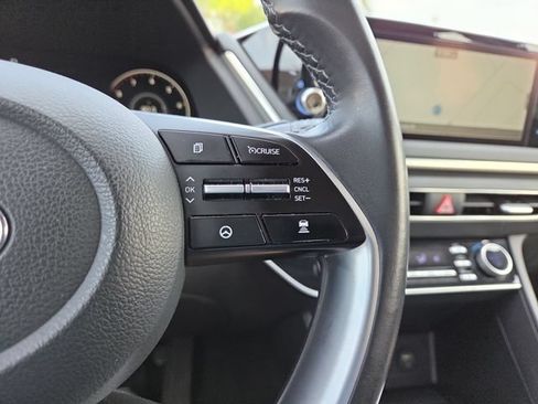 Used 2023 Hyundai Sonata SEL w/ Convenience Package FWD image 19