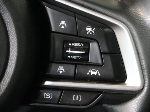 Used 2020 Subaru Crosstrek 2.0i Limited AWD/4WD image 17