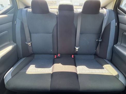 Used 2025 Nissan Versa SV FWD image 35
