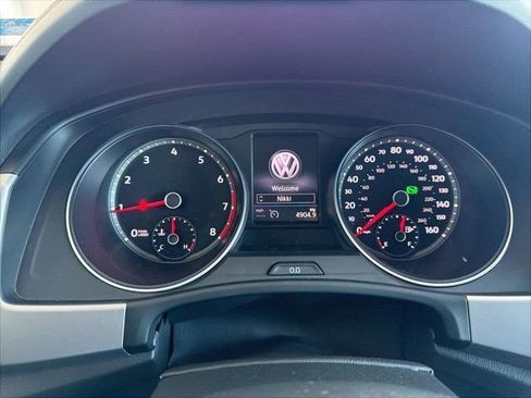 Used 2018 Volkswagen Atlas SEL AWD/4WD image 2