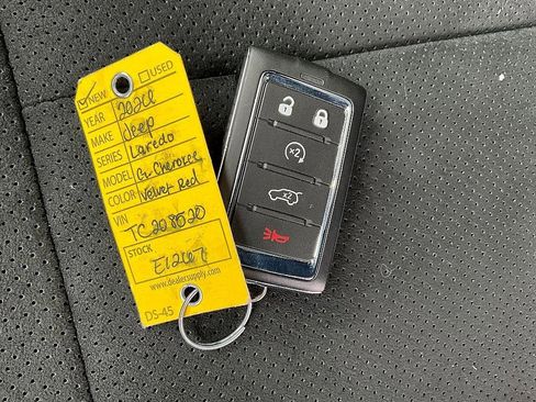 New 2026 Jeep Grand Cherokee Laredo image 34