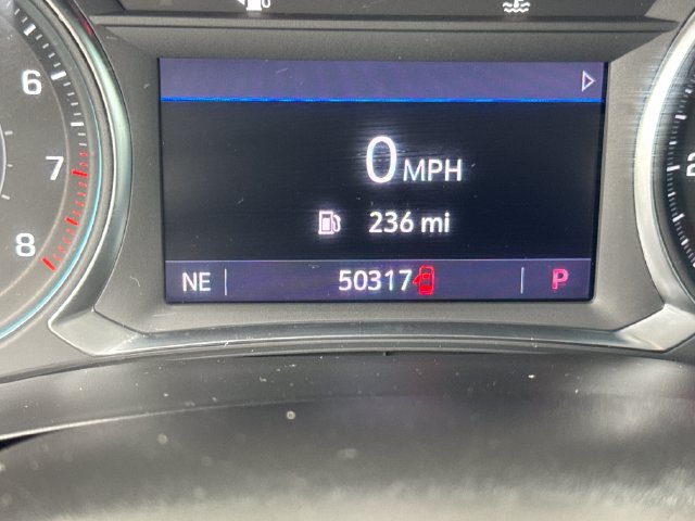 Used 2023 Chevrolet Traverse LT AWD/4WD image 17