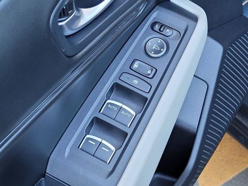 Used 2023 Honda Accord EX image 18
