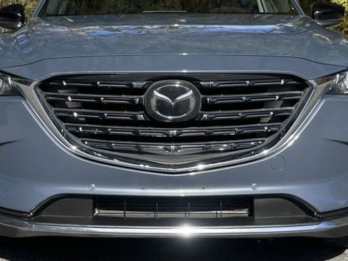 Used 2022 MAZDA CX-9 Carbon Edition image 11