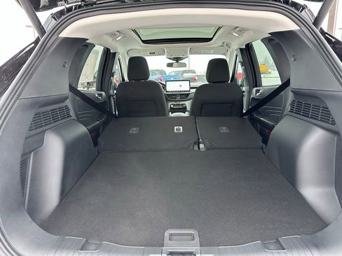 New 2026 Ford Escape Active w/ Active Premium Tech Pack image 10