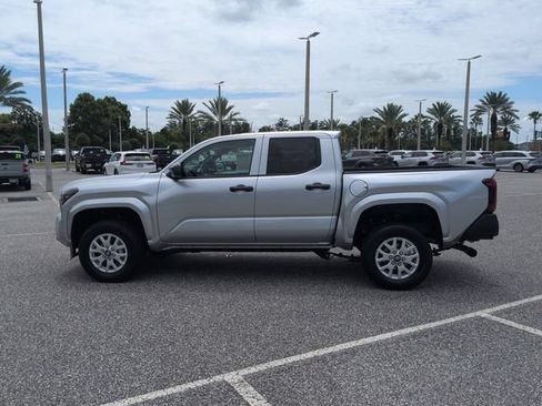Used 2025 Toyota Tacoma SR RWD image 7