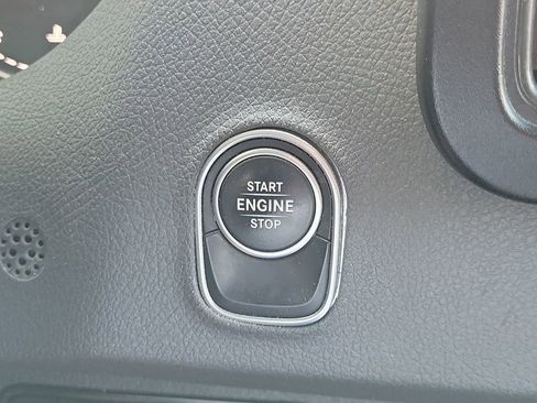 Used 2023 Mercedes-Benz Sprinter 2500 image 39