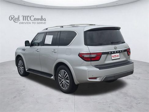 Used 2021 Nissan Armada SL w/ Captain's Chairs Package RWD image 4