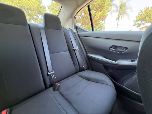Used 2025 Nissan Sentra S FWD image 33