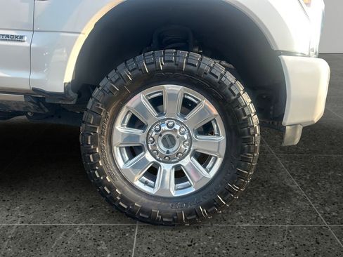 Used 2019 Ford F250 Platinum w/ Platinum Ultimate Package image 10