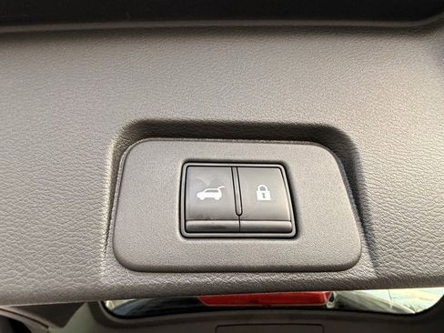 Certified 2023 Nissan Rogue SV w/ SV Premium B Package image 20