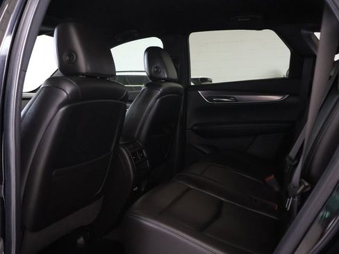 Used 2020 Cadillac XT5 Luxury FWD image 16