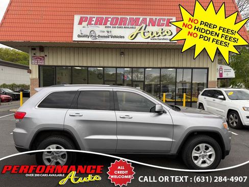 Used 2016 Jeep Grand Cherokee Laredo w/ Quick Order Package 23E image 2