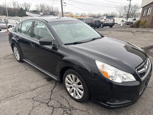 Used 2012 Subaru Legacy 2.5i Limited image 2