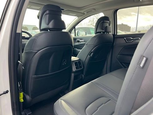 New 2026 Kia Sportage SX Prestige AWD/4WD image 13
