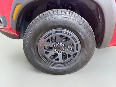 Used 2026 Nissan Frontier PRO-4X AWD/4WD image 28