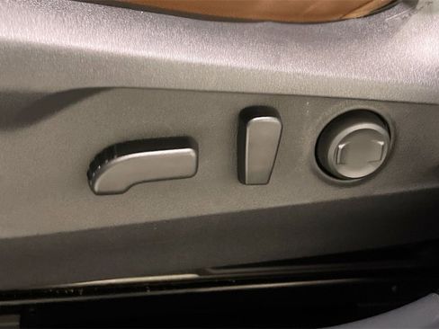 Used 2020 Subaru Outback Touring XT image 24