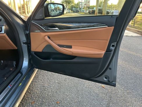 Used 2023 BMW 540i w/ M Sport Package image 26