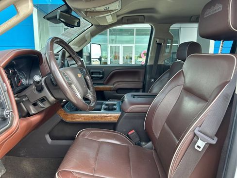 Used 2016 Chevrolet Silverado 3500 High Country w/ Duramax Plus Package AWD/4WD image 9