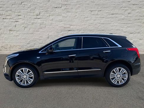 Used 2019 Cadillac XT5 Premium Luxury image 2