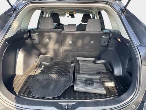 Used 2020 Toyota RAV4 LE w/ All Weather Liner Package AWD/4WD image 5