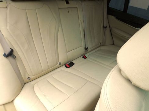 Used 2015 BMW X5 xDrive35i image 17