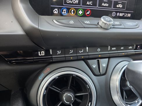 Used 2020 Chevrolet Camaro LT w/ RS Package image 20